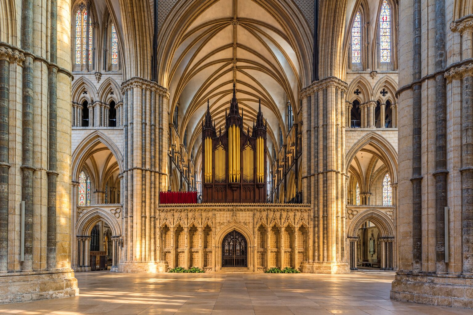 Lincoln Cathedral — interior